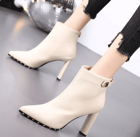 Pointy high-heeled thick heel ankle boots female 2023 spring and autumn new rivet British style all-matching Martin boots (Color: Beige, size: 35)